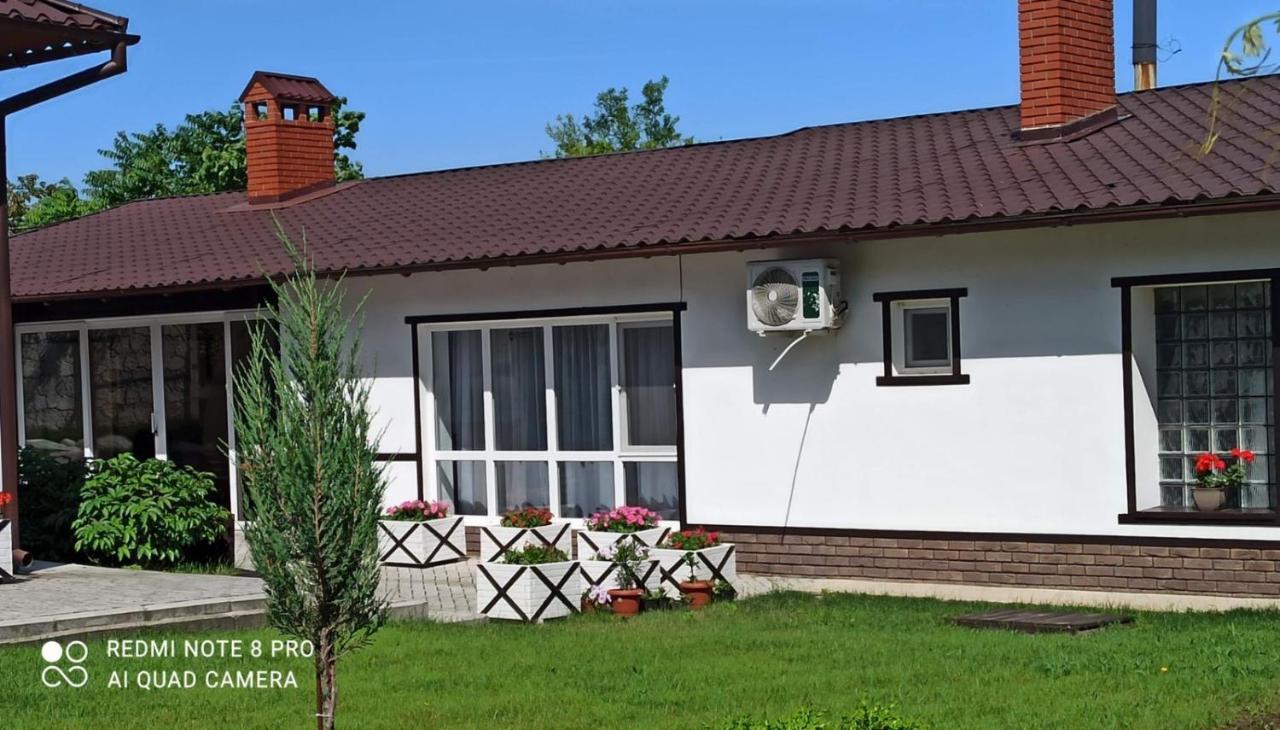 Hotel Экодом Bilhorod-Dnistrovsʼkyy Esterno foto