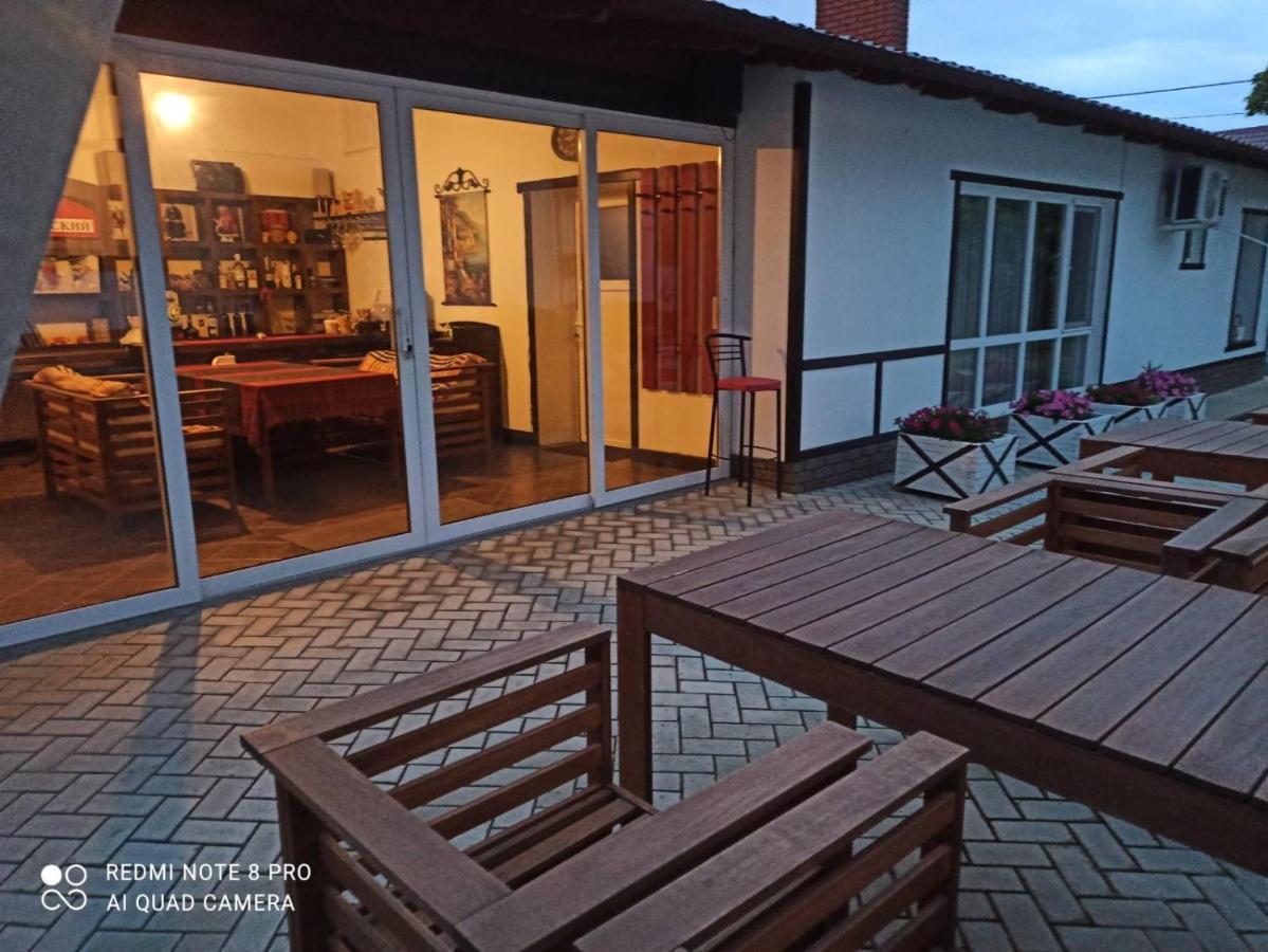 Hotel Экодом Bilhorod-Dnistrovsʼkyy Esterno foto